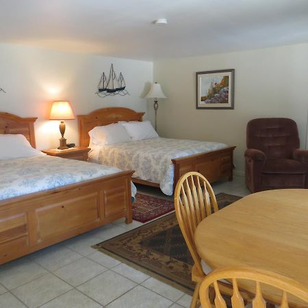 Caprice Bed and Breakfast Roberts Creek Exteriör bild